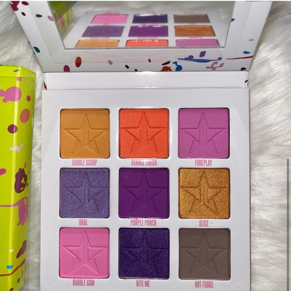 Jeffree Star - Mini Breaker eyeshadow palette - Picture 3 of 4